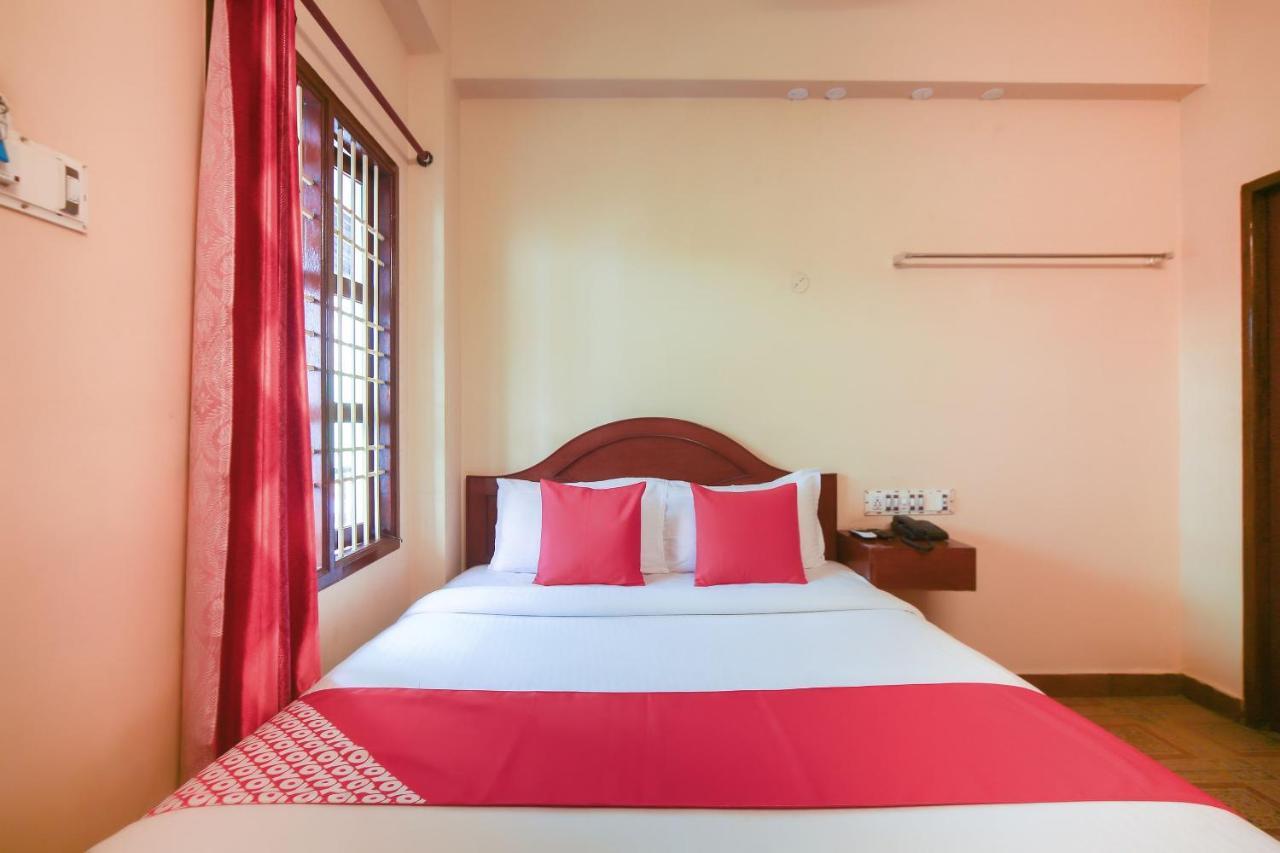 Oyo 23098 Ushama Heritage Guest House Pondicherry Exteriör bild